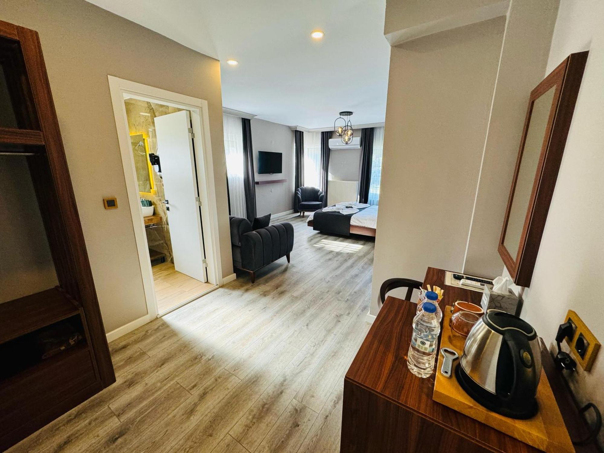 Istanbul Airport Treekos Suite Hotel Karaburun  Bagian luar foto