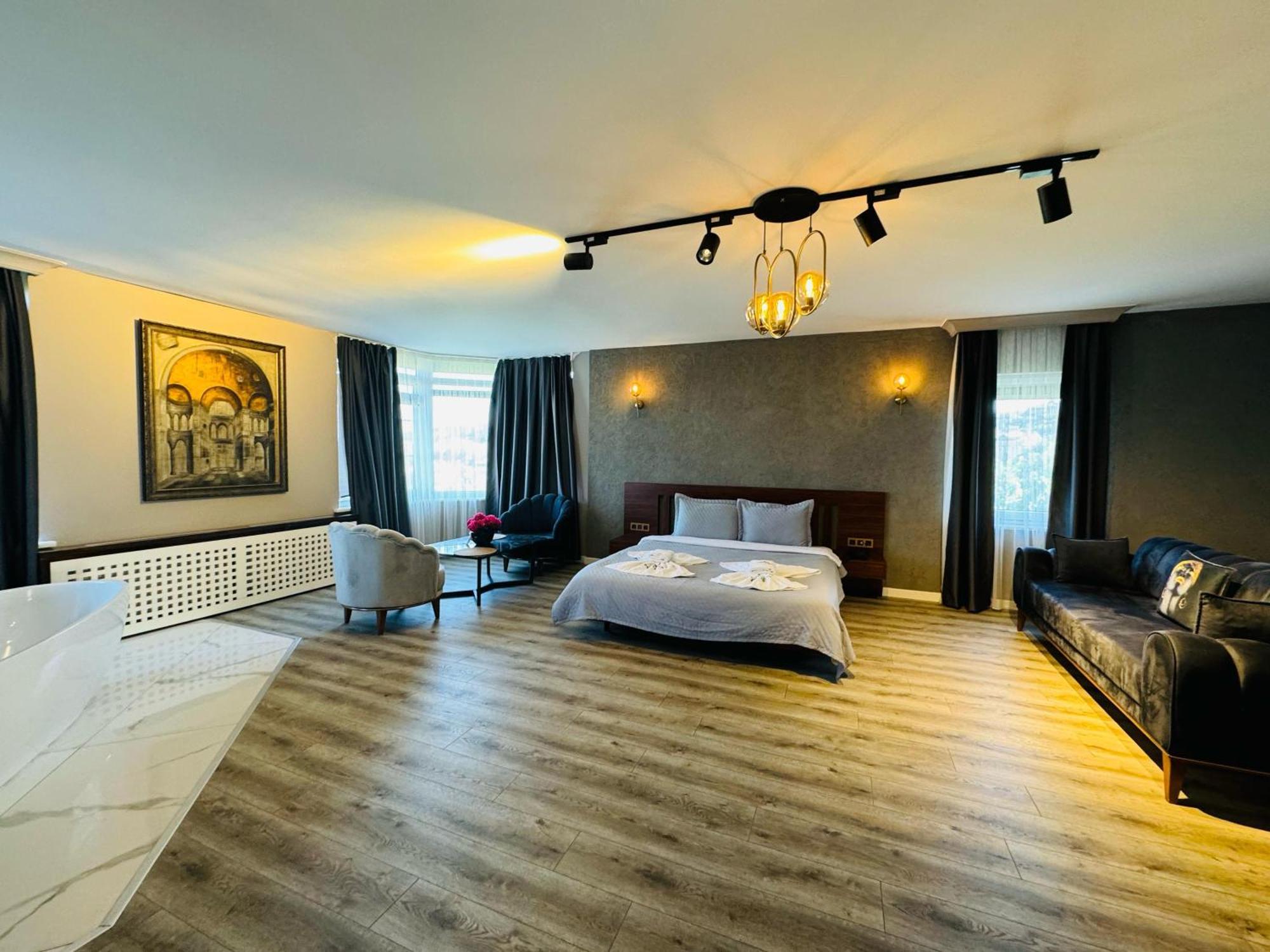 Istanbul Airport Treekos Suite Hotel Karaburun  Bagian luar foto