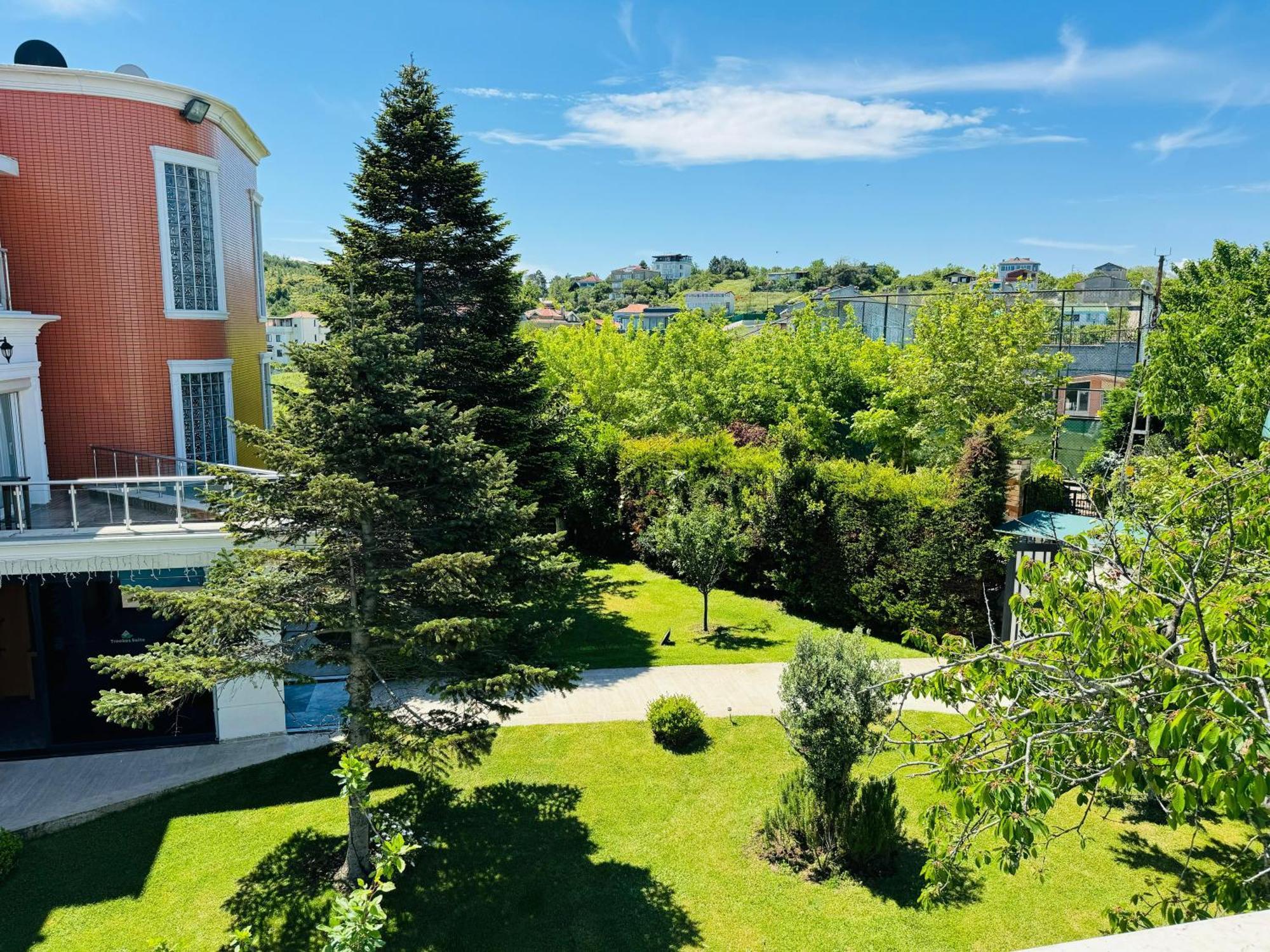 Istanbul Airport Treekos Suite Hotel Karaburun  Bagian luar foto