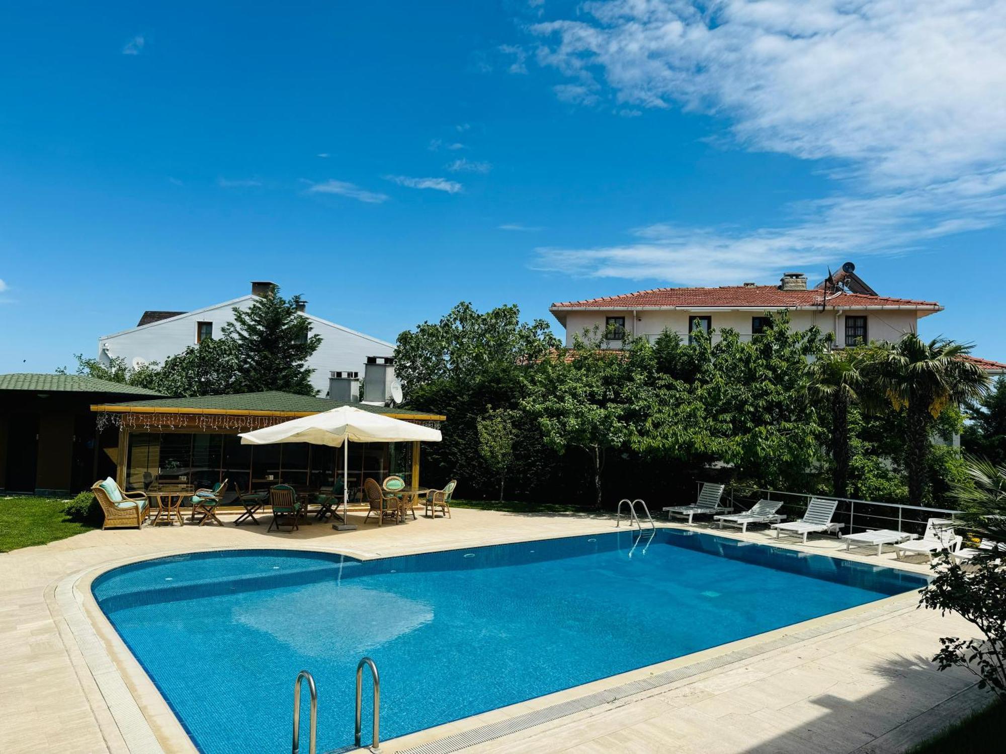 Istanbul Airport Treekos Suite Hotel Karaburun  Bagian luar foto