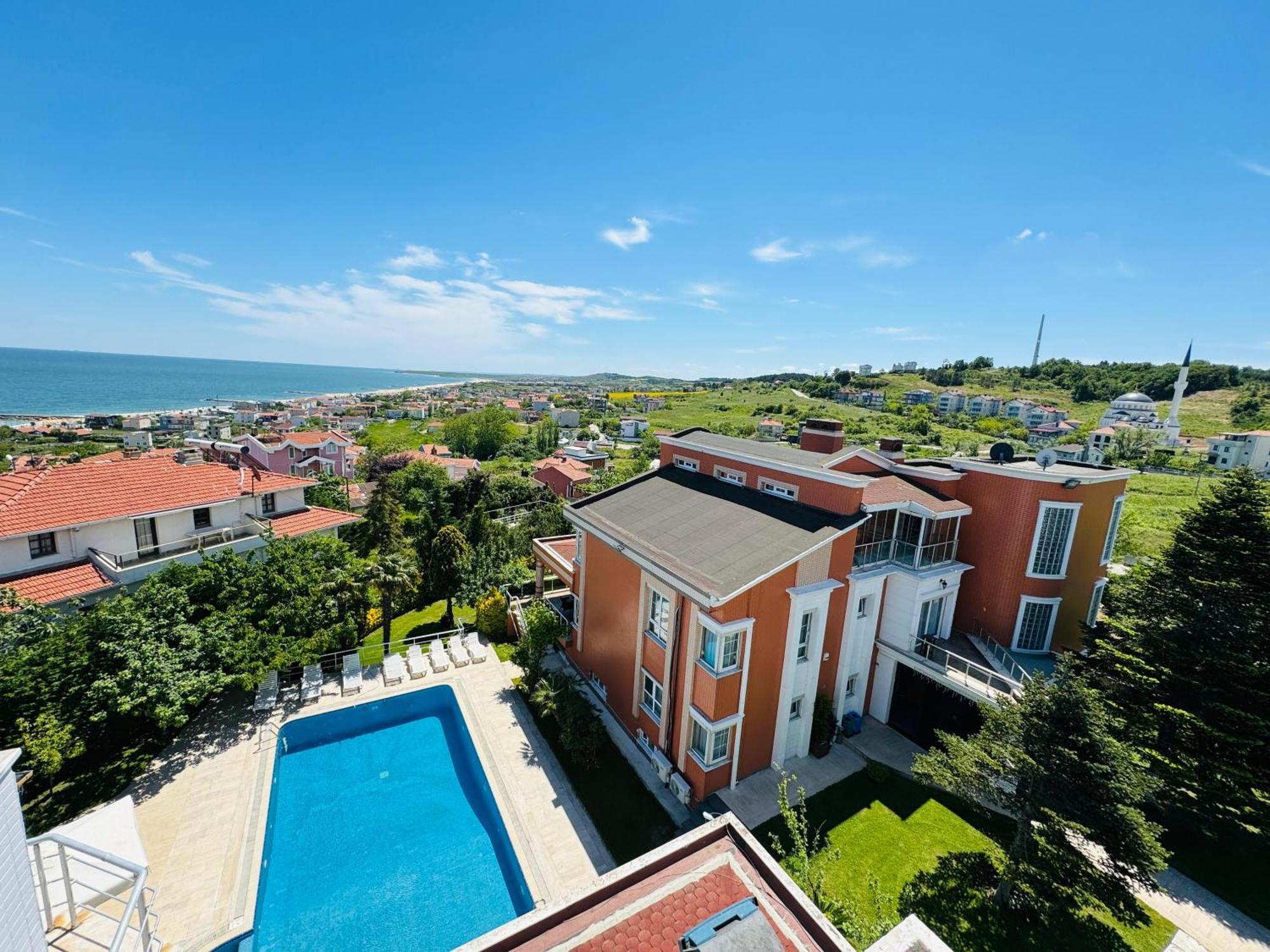 Istanbul Airport Treekos Suite Hotel Karaburun  Bagian luar foto