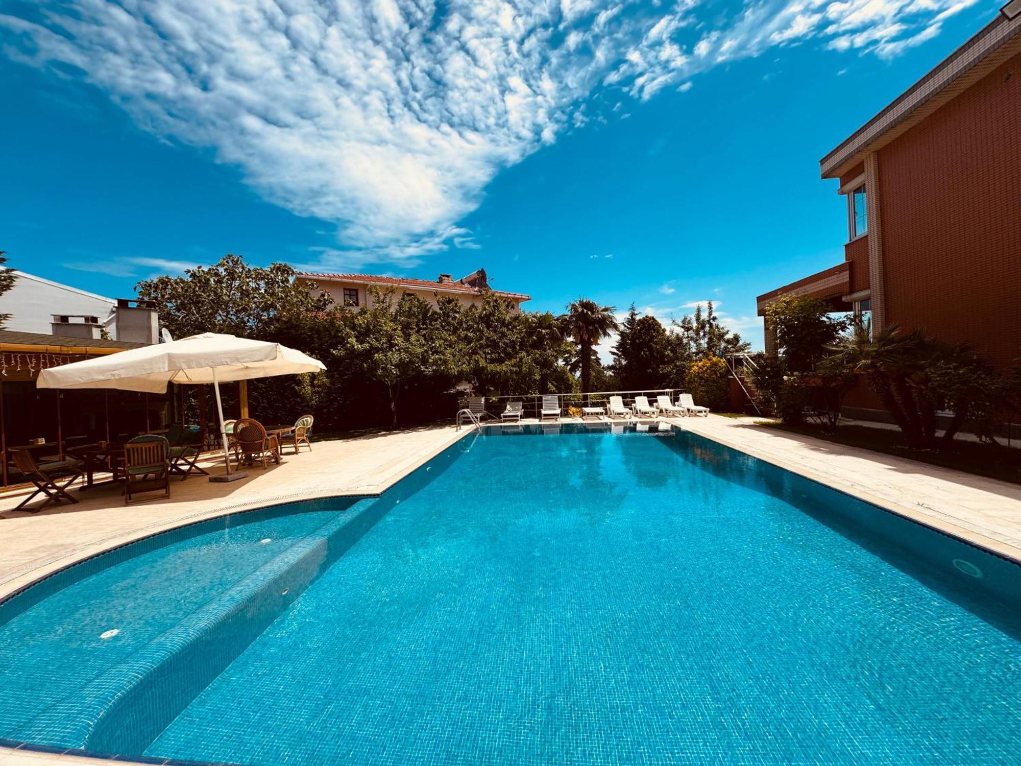 Istanbul Airport Treekos Suite Hotel Karaburun  Bagian luar foto