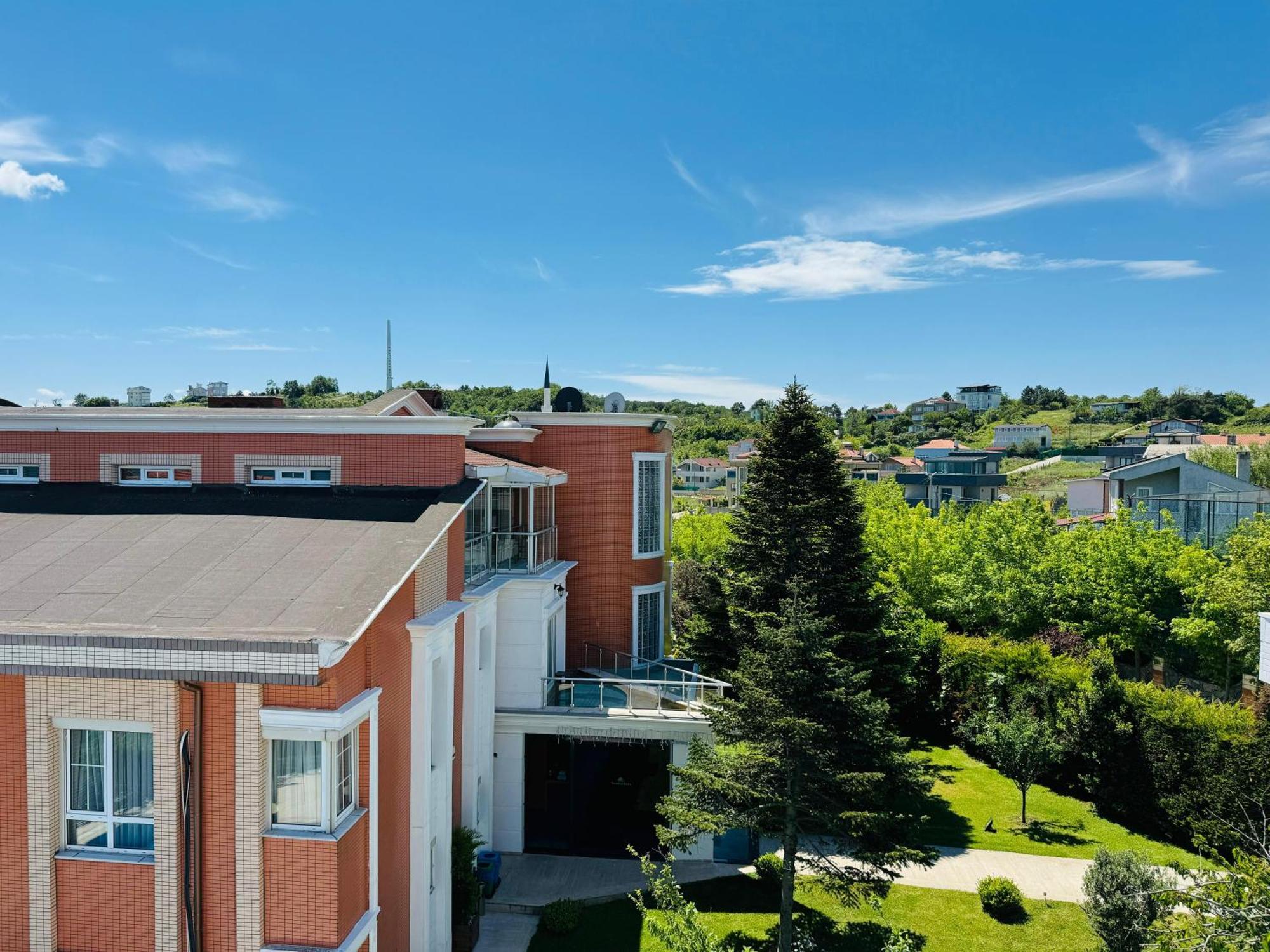 Istanbul Airport Treekos Suite Hotel Karaburun  Bagian luar foto