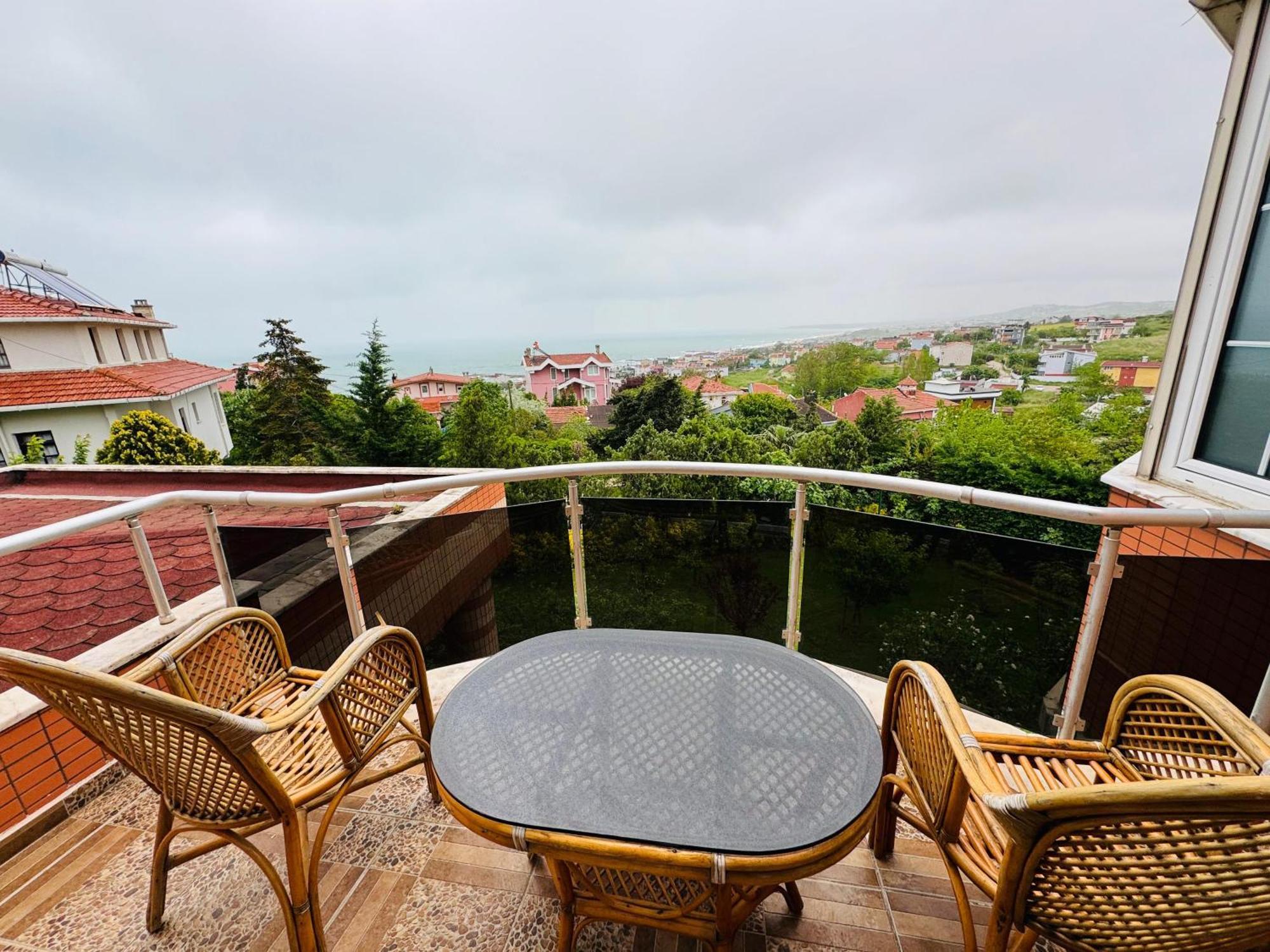 Istanbul Airport Treekos Suite Hotel Karaburun  Bagian luar foto