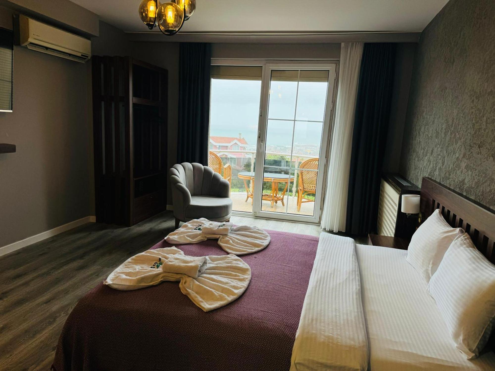 Istanbul Airport Treekos Suite Hotel Karaburun  Bagian luar foto